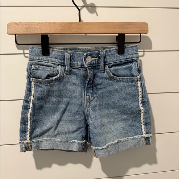 Old‎ Navy Kids High Waisted Denim Shorts Size 7 - Picture 1 of 4